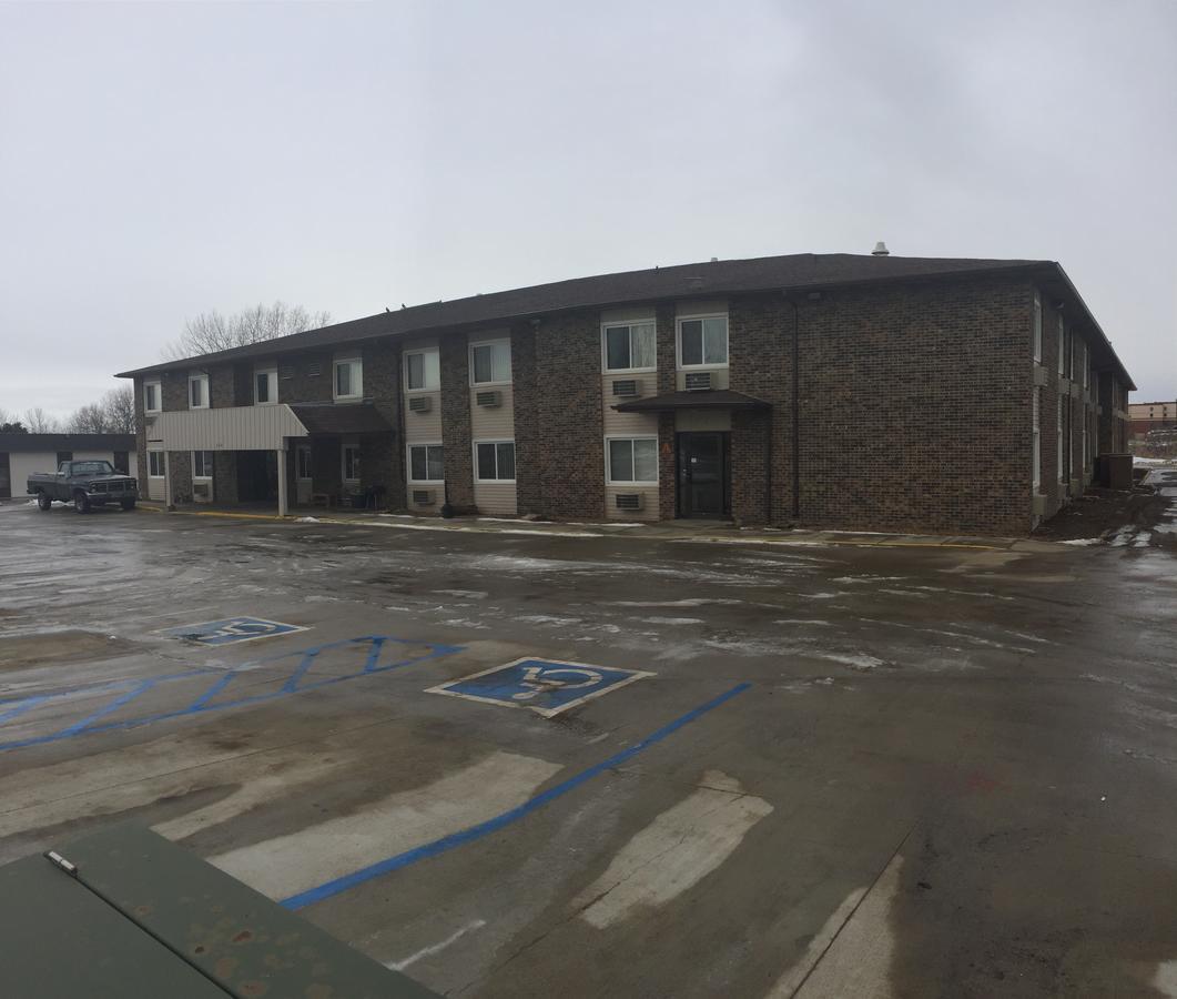 דיקינסון Travel Inn מראה חיצוני תמונה